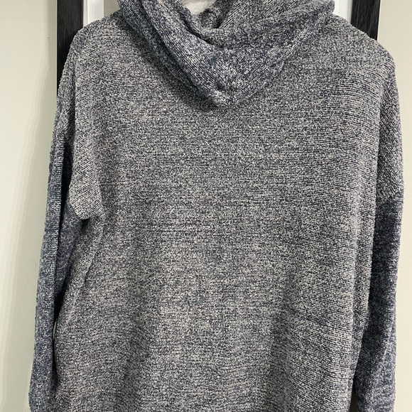 Magaschoni women’s Heather blue pullover . New no tag . - Picture 2 of 6